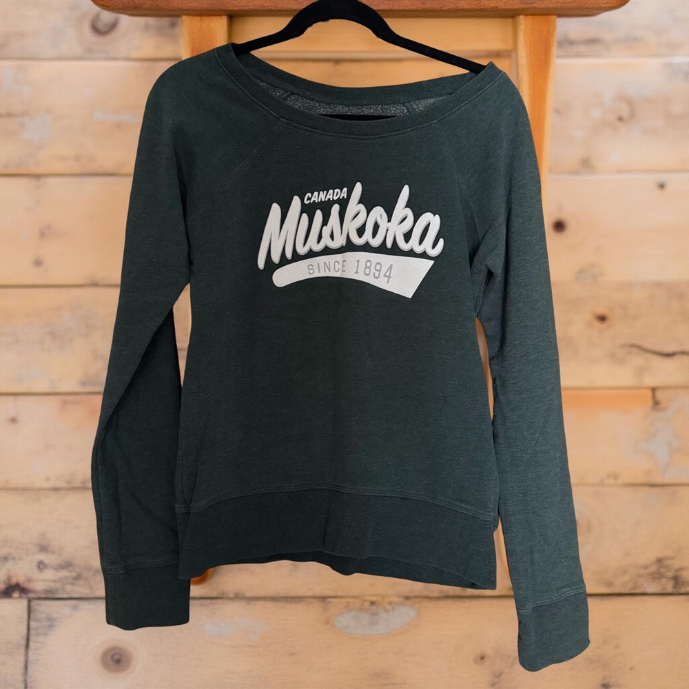 Campus Crew “Muskoka” Sweatshirt – Size M